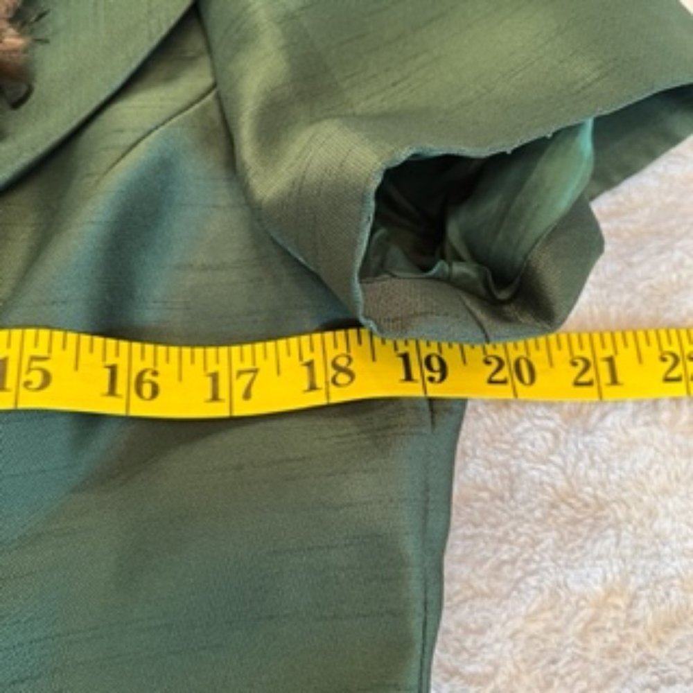 Tahari Arthur S Levine Women's Dress Size 12 Green - Picture 10 of 11